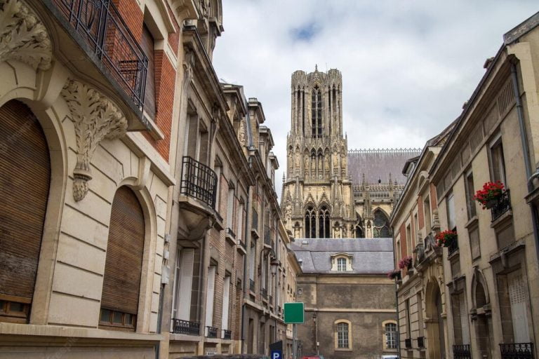 Notre agence web de Reims, experte en création de site internet, vous accompagne dans la mise en place d'une stratégie digitale performante